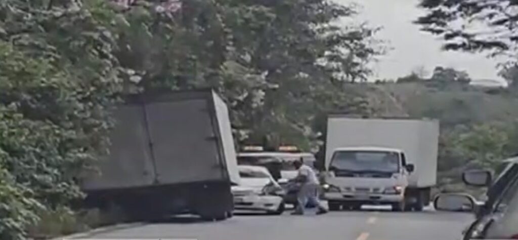 Se registra colisión vehicular en la carretera que conduce de San Marcos a Quetzaltenango