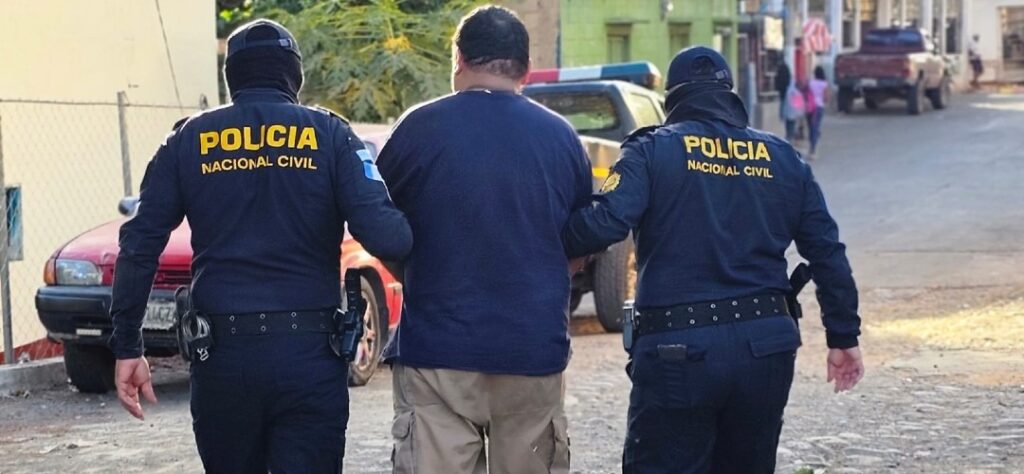 Coyote salvadoreño ‘Chemita’ acepta extradición a un mes de su captura