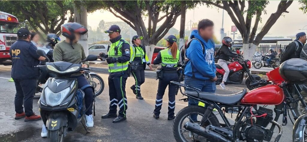 Multas y decomisos durante control vehicular a motocicletas en Villa Nueva