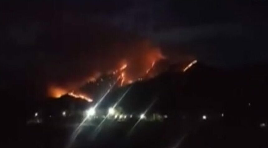 Incendio en la Sierra de Las Minas se intensifica y amenaza aldeas en Zacapa