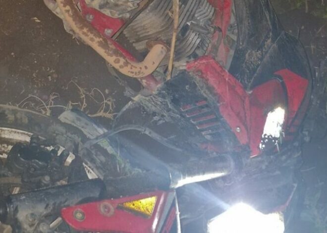 Motociclista sufre grave accidente en Chimaltenango