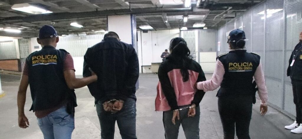 Agentes de la PNC exigían dinero a cambio de no realizar detencionesL