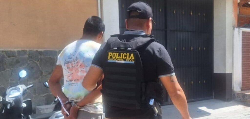 Dos personas son capturadas tras una serie de allanamientos