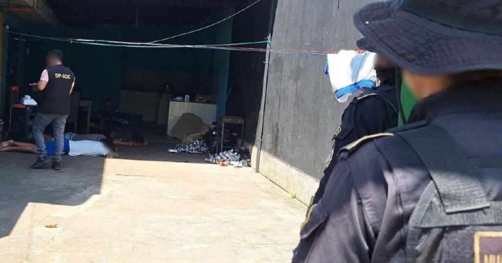 Capturan a presuntos sicarios de masacre en velorio de Retalhuleu