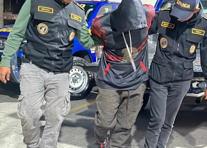 LA POLICIA NACIONAL CIVIL CAPTURO A UN EXTORSIONISTA EN BARCENAS VILLA NUEVA