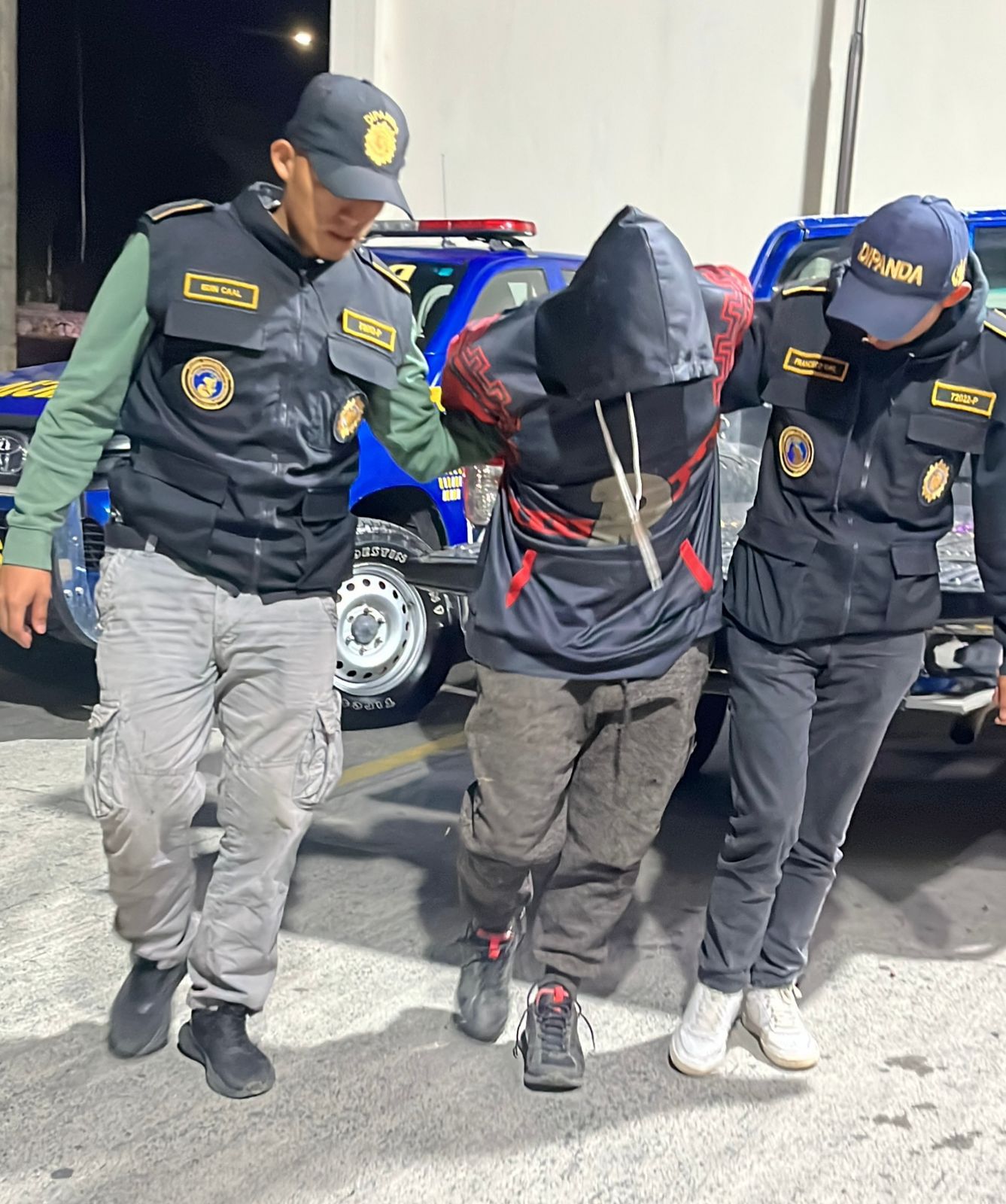 LA POLICIA NACIONAL CIVIL CAPTURO A UN EXTORSIONISTA EN BARCENAS VILLA NUEVA