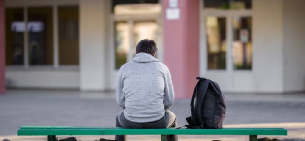 ¡Terror en el aula! Estudiante de 16 años disparó durante examen en San Miguel Petapa