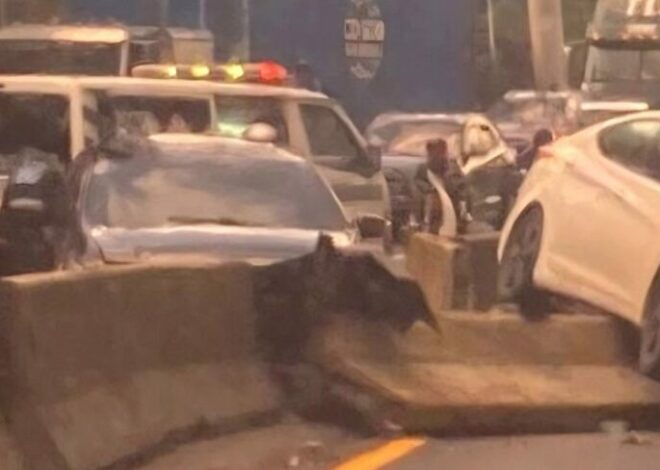 Accidente en ruta al Pacífico, 2 vehículos impactan muro divisorio y generan caos vial