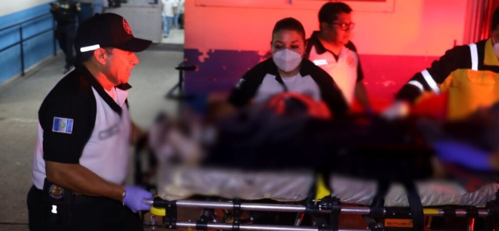 Ataque armado deja una persona herida y una fallecida en zona 5 de Mixco