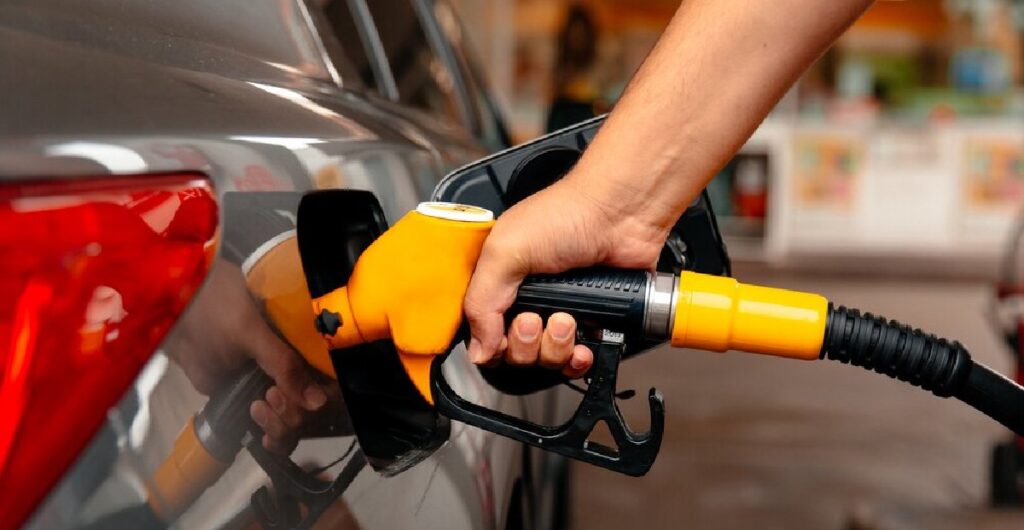 Reportan rebaja en los precios de combustibles en Guatemala este domingo 17 de agosto