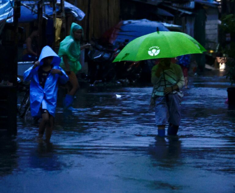 El tifón Ragasa, la mayor tormenta del año, llega a Filipinas y amenaza a varios países