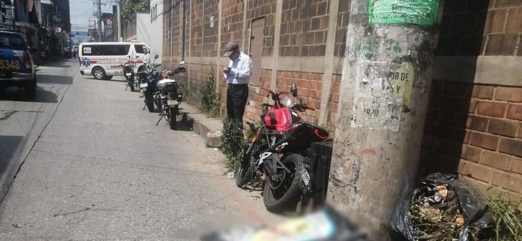 Boca del Monte: Choque de motos deja un muerto y un herido