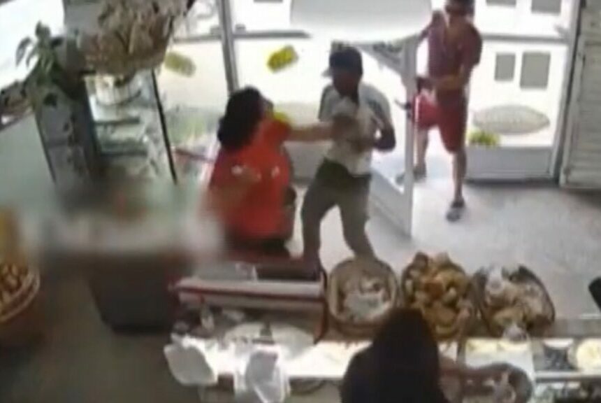 Valiente mujer enfrentó y frustró asalto de delincuentes en Argentina