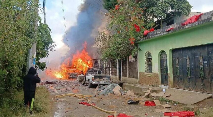 Detonación en cohetería genera enorme nube de humo y pánico en el municipio
