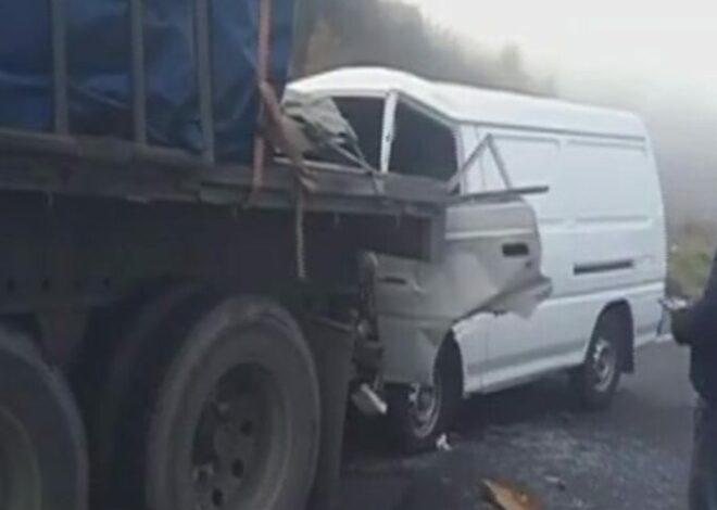 Tres personas resultaron heridas tras choque entre microbús y tráiler en la ruta Interamericana