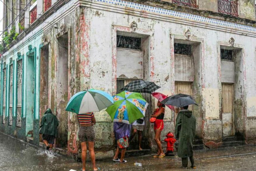 El Banco Central de Cuba sitúa su nueva tasa de cambio más cerca del mercado informal
