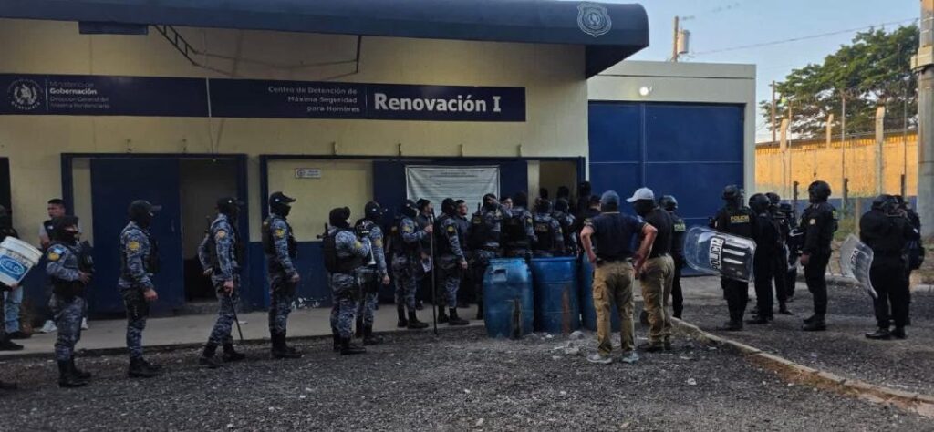 200 agentes realizan requisa en cárcel de máxima seguridad Renovación I