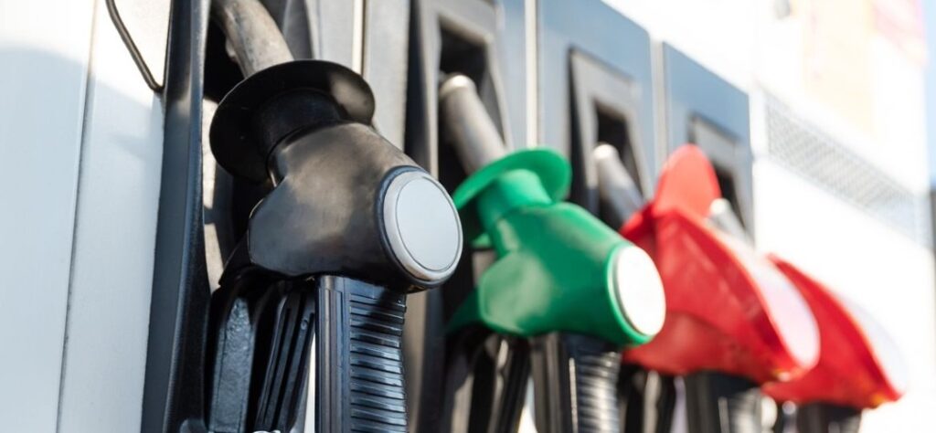 Combustibles cierran 2025 con nuevas rebajas y precios por debajo de Q30