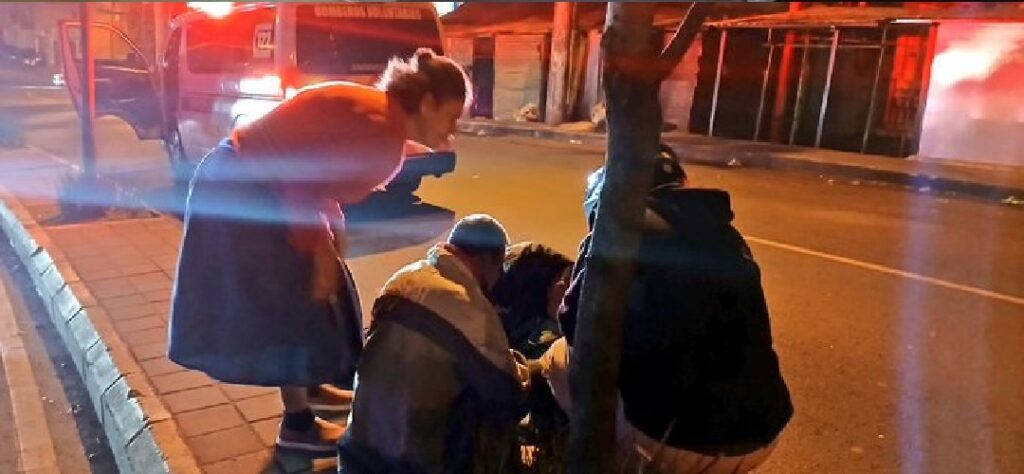 Zona 18: Hombre de tercera edad sobrevive tras ser atropellado en colonia Limón