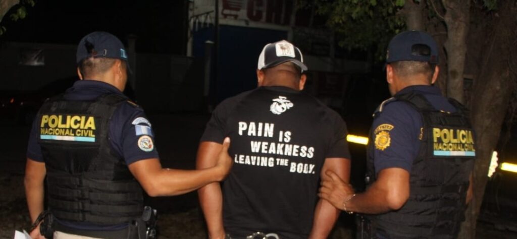 Capturan a hombre señalado de dañar el Templo II en el Parque Nacional Tikal
