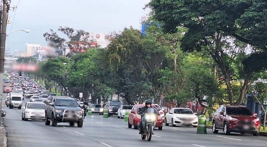 Transporte de más de 3.5 toneladas tendrá prohibición horaria en diciembre y enero