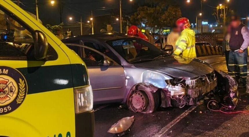 Mujer de 24 años es hallada sin vida con múltiples lesiones en vehículo particular