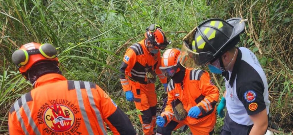 Autoridades vinculan hallazgo de cadáveres en Santa Lucía Los Ocotes con posible ajuste de cuentas