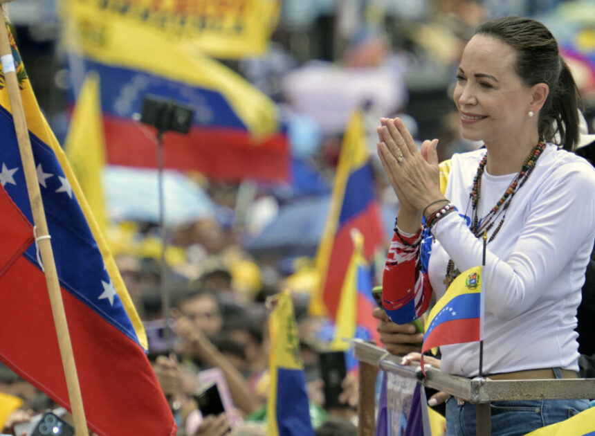 Líder opositora María Corina Machado promete regresar a Venezuela «lo antes posible»
