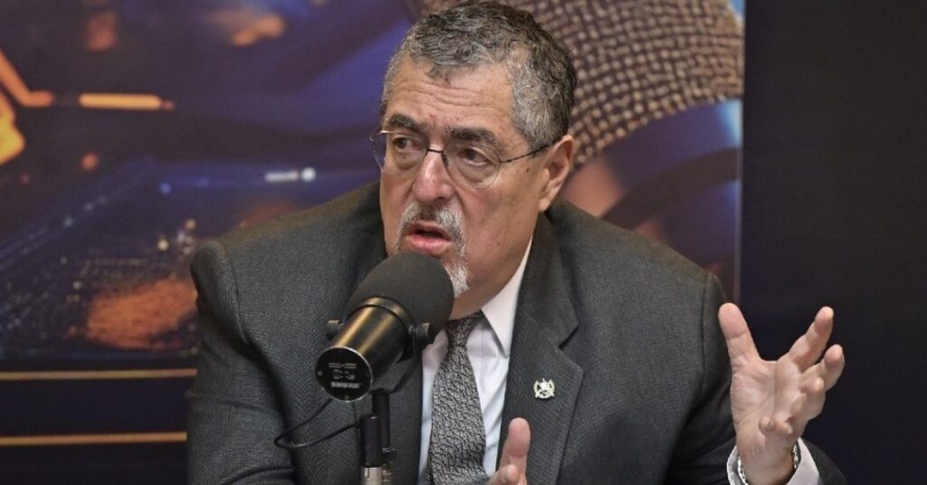 Anuncian apoyo económico y condecoración póstuma para agentes fallecidos