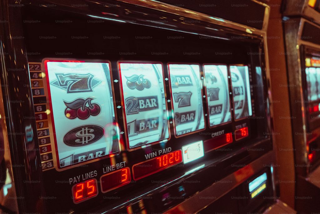 Pourquoi les casinos en ligne l« emportent sur les établissements physiques : l »analyse de Transition One